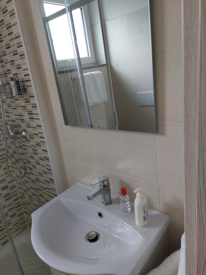Skylab Hotel Gozzano Екстериор снимка