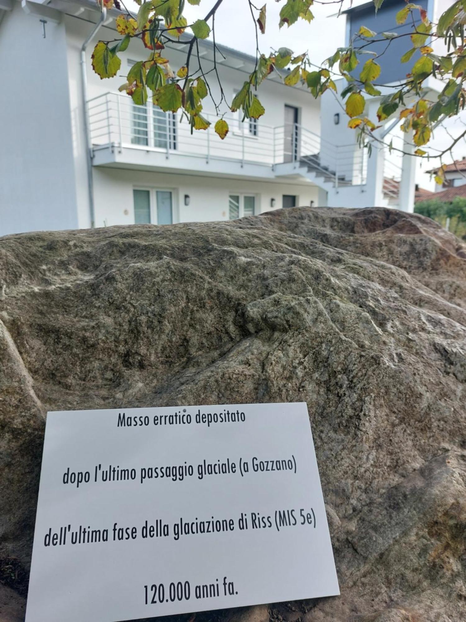 Skylab Hotel Gozzano Екстериор снимка