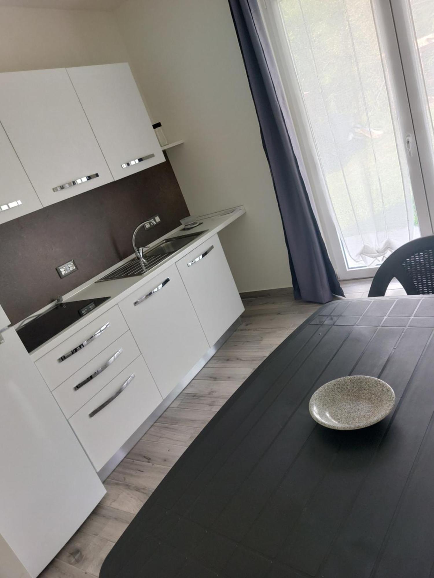 Skylab Hotel Gozzano Екстериор снимка